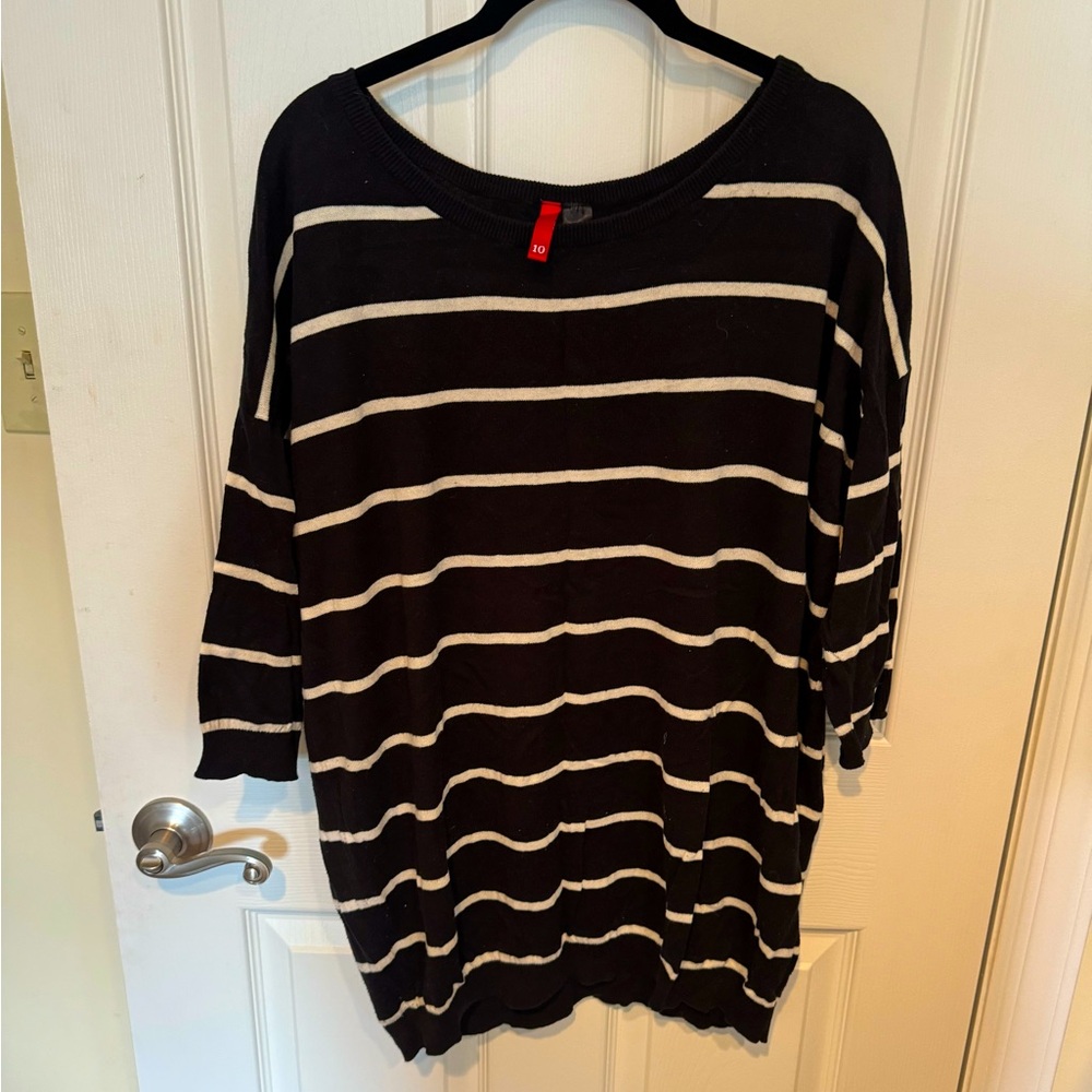 H&M Divided 3/4 sleeve sweater